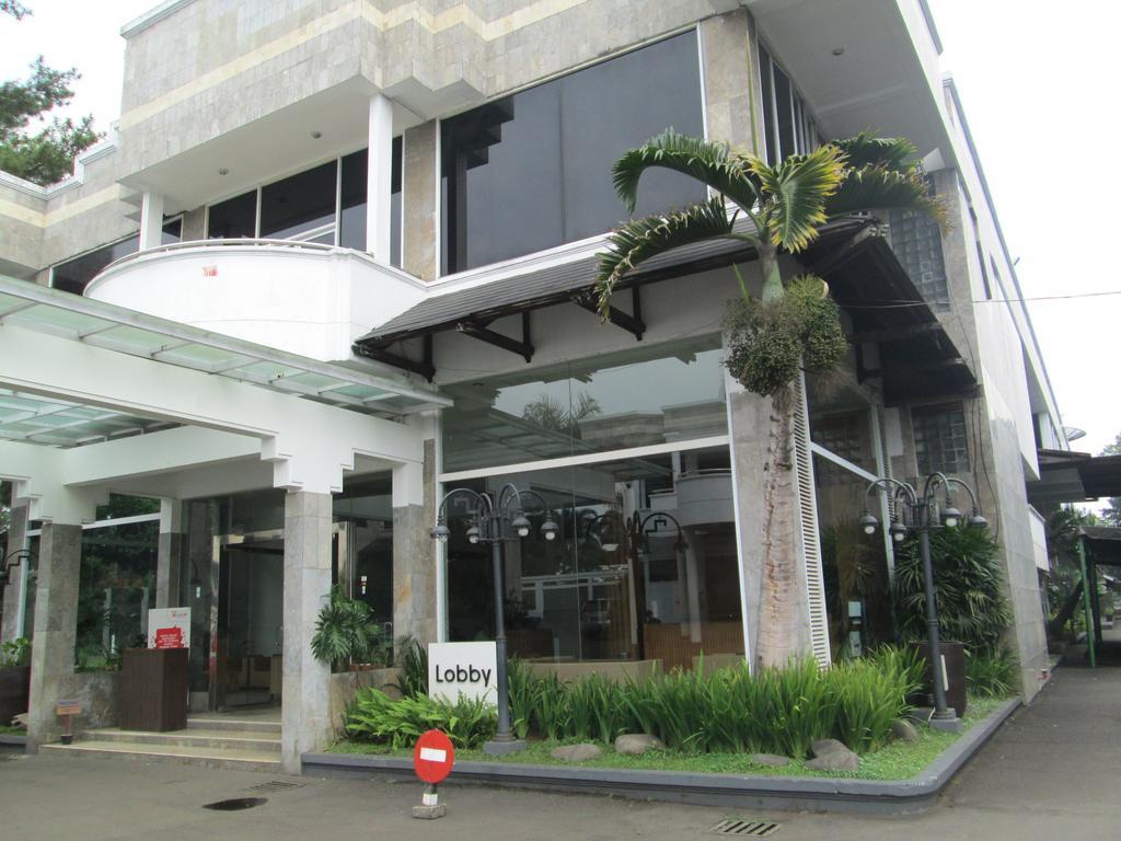 伦邦大酒店 外观 照片
